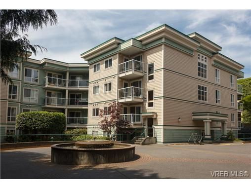 I have sold a property at 102 649 Bay St in VICTORIA
